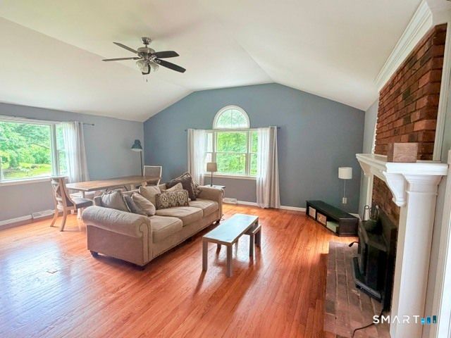 500 Wolcott Lane, Orange, CT 06477