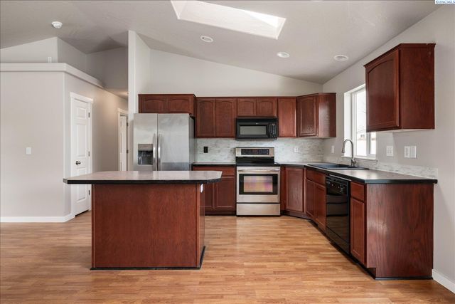 1580 Foxglove Ave, Richland, WA 99352