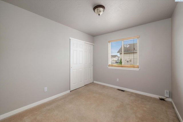 1580 Foxglove Ave, Richland, WA 99352