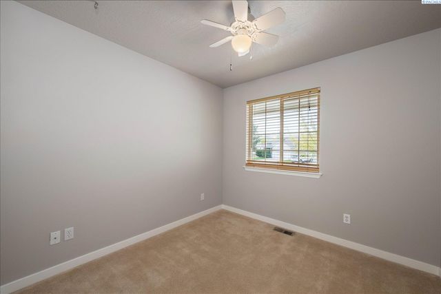 1580 Foxglove Ave, Richland, WA 99352