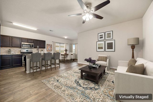 152 Cibolo Creek DR, Kyle, TX 78640