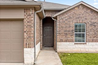 152 Cibolo Creek DR, Kyle, TX 78640