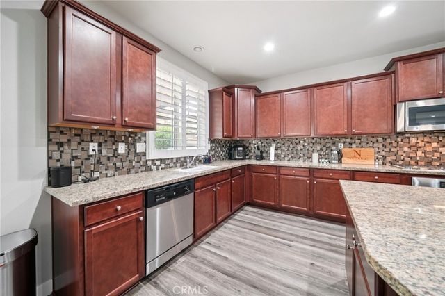 6514 Crescendo Court, Eastvale, CA 92880