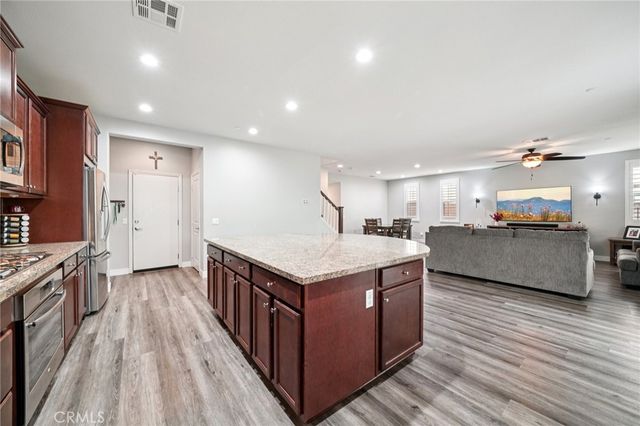 6514 Crescendo Court, Eastvale, CA 92880