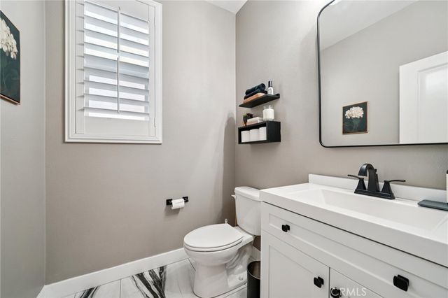 6514 Crescendo Court, Eastvale, CA 92880