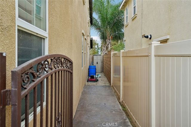 6514 Crescendo Court, Eastvale, CA 92880