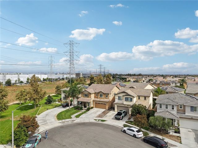 6514 Crescendo Court, Eastvale, CA 92880