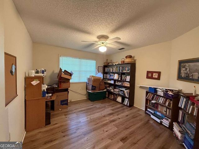 2908 Fawnwood Circle, Valdosta, GA 31602