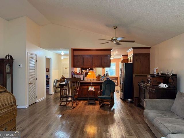 2908 Fawnwood Circle, Valdosta, GA 31602