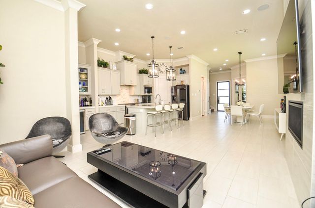 2431 Prairie Hollow Lane, Houston, TX 77077