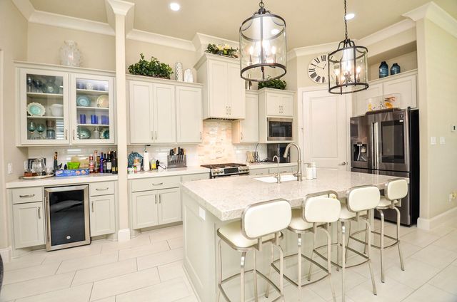 2431 Prairie Hollow Lane, Houston, TX 77077