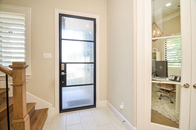 2431 Prairie Hollow Lane, Houston, TX 77077