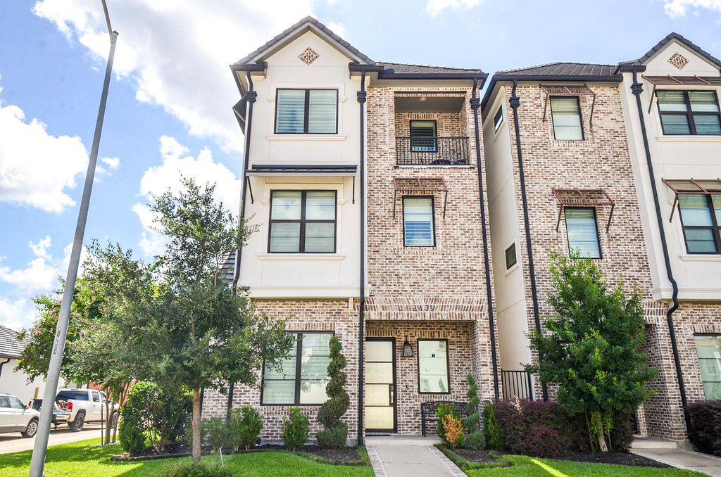 2431 Prairie Hollow Lane, Houston, TX 77077