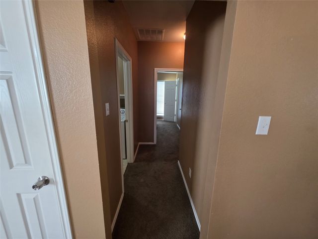 5600 Creekhollow Drive, Arlington, TX 76018