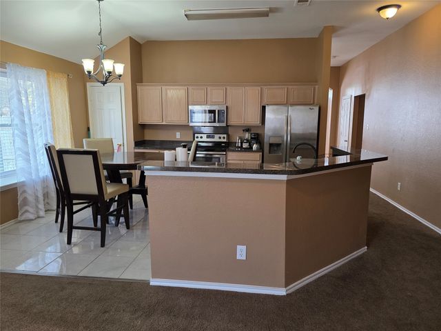 5600 Creekhollow Drive, Arlington, TX 76018