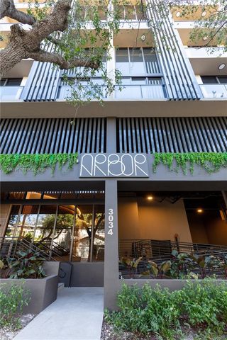 3034 Oak Avenue 408, Coconut Grove, FL 33133