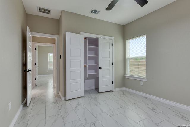 5507 PAGELAND DR, Kirby, TX 78219