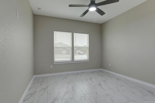 5507 PAGELAND DR, Kirby, TX 78219