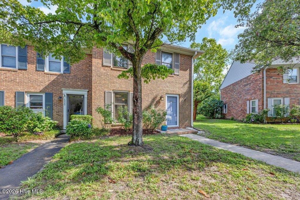 4918 Seabrook Court, Wilmington, NC 28403