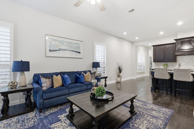 3813 Bentley Drive, Bedford, TX 76021