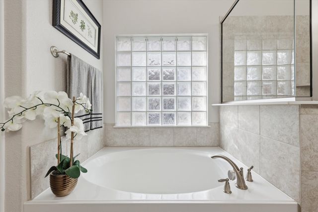 3813 Bentley Drive, Bedford, TX 76021