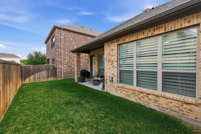 3813 Bentley Drive, Bedford, TX 76021