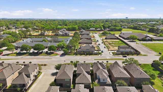 3813 Bentley Drive, Bedford, TX 76021