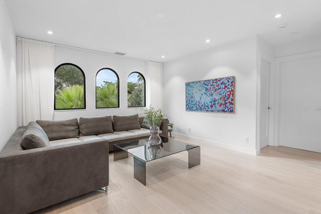 6026 NW 31st Way, Boca Raton, FL 33496