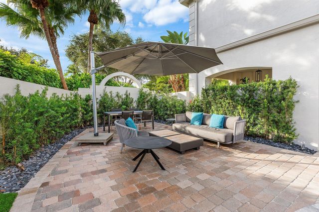 6026 NW 31st Way, Boca Raton, FL 33496