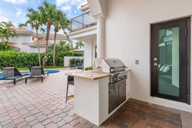 6026 NW 31st Way, Boca Raton, FL 33496