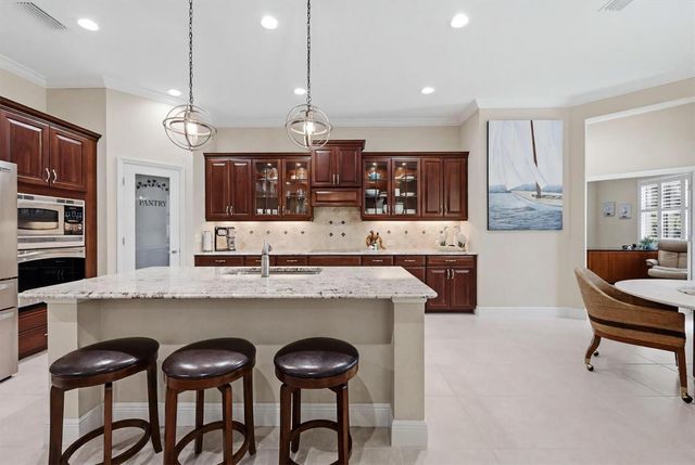 295 MARSH CREEK ROAD, Venice, FL 34292