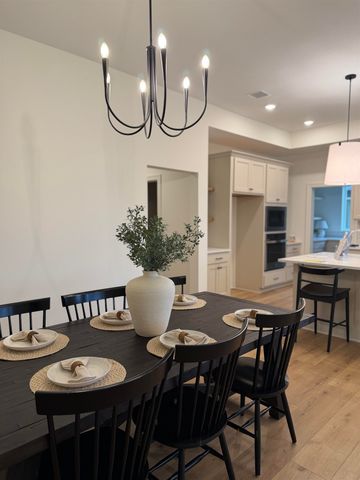 1630 N Forestview St, Wichita, KS 67235