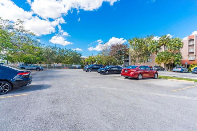 8501 NW 8th St 110, Miami, FL 33126