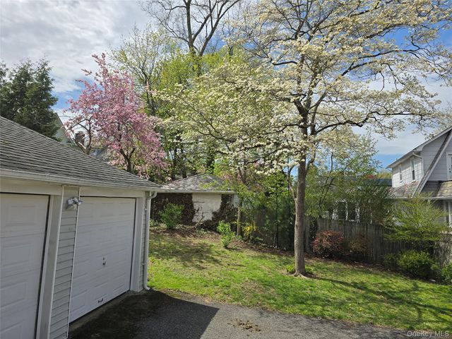 15 Roosevelt Avenue, Rye, NY 10580