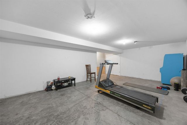 508 W 5th Street, Vinton, IA 52349