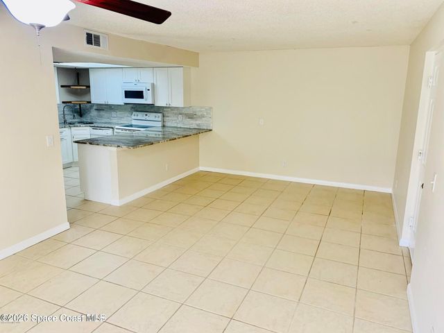 1648 Sunny Brook Lane NE M202, Palm Bay, FL 32905
