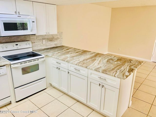 1648 Sunny Brook Lane NE M202, Palm Bay, FL 32905