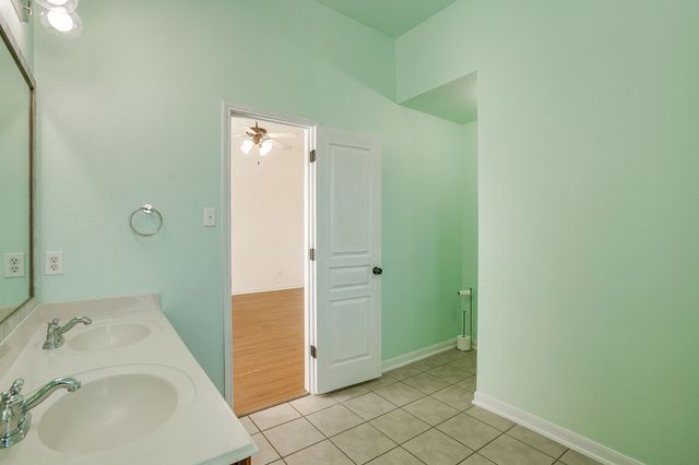 1349 Barrel Run, Fort Worth, TX 76052