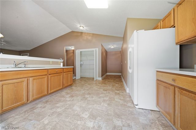 6000 Lake Road W 423, Ashtabula, OH 44004