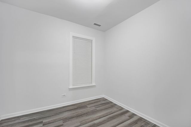 2152 W 21st Street 1R, Chicago, IL 60608