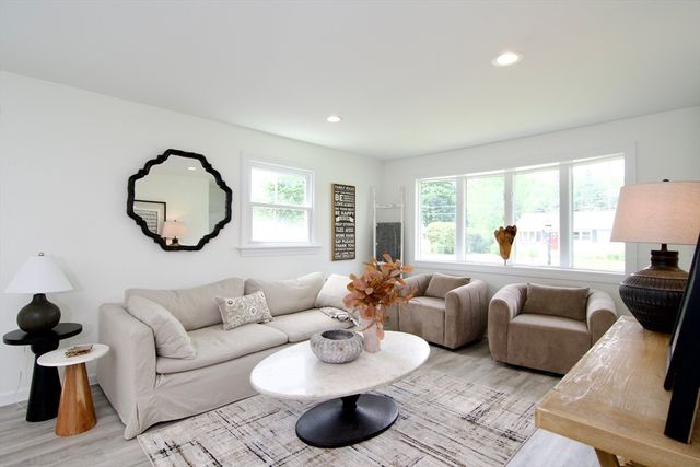 464 Poole St, Ludlow, MA 01056