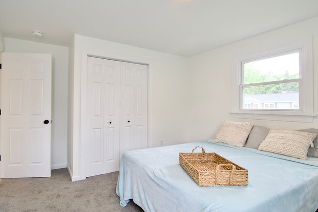 464 Poole St, Ludlow, MA 01056