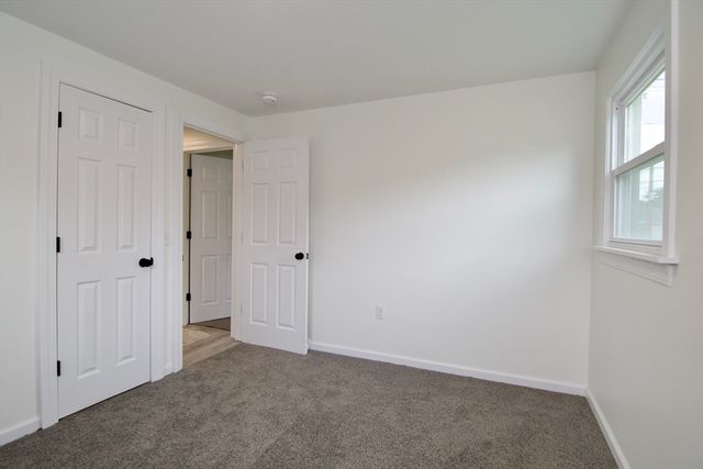 464 Poole St, Ludlow, MA 01056