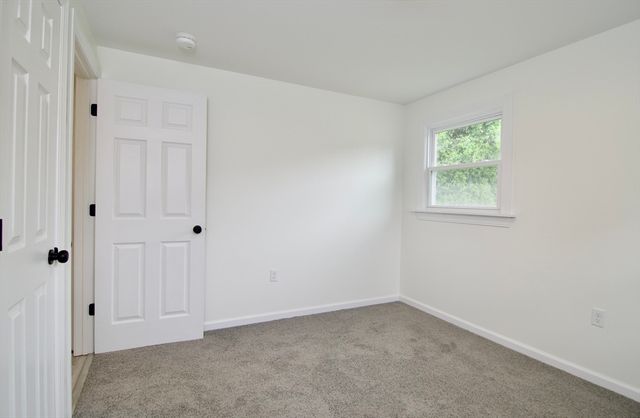 464 Poole St, Ludlow, MA 01056