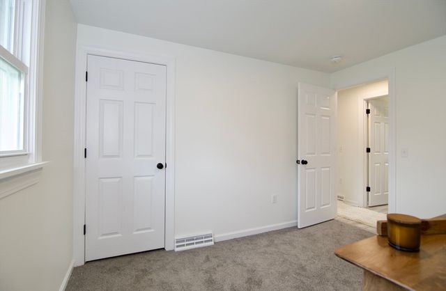 464 Poole St, Ludlow, MA 01056