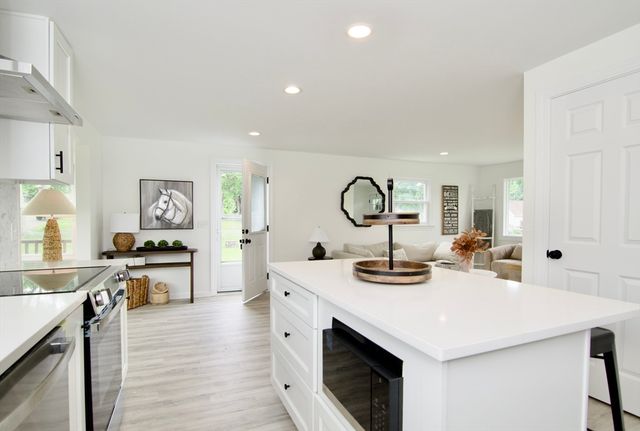 464 Poole St, Ludlow, MA 01056