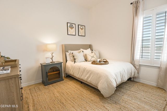 122 Peregrino Trail, Santa Teresa, NM 88008
