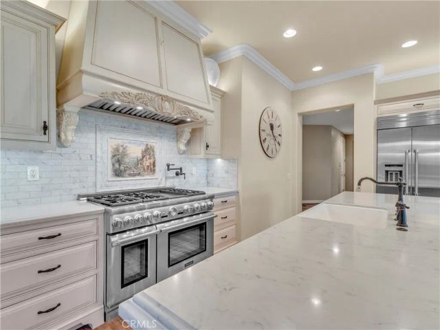 2972 Avenida De Autlan, Camarillo, CA 93010