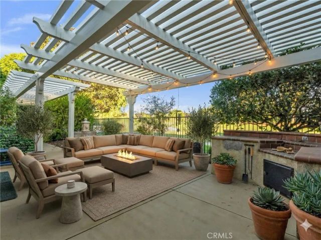 2972 Avenida De Autlan, Camarillo, CA 93010