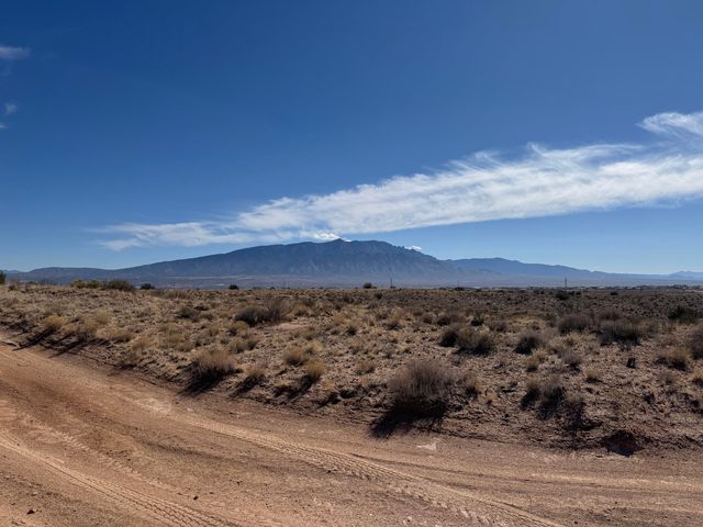 Ursa Court, Rio Rancho, NM 87144